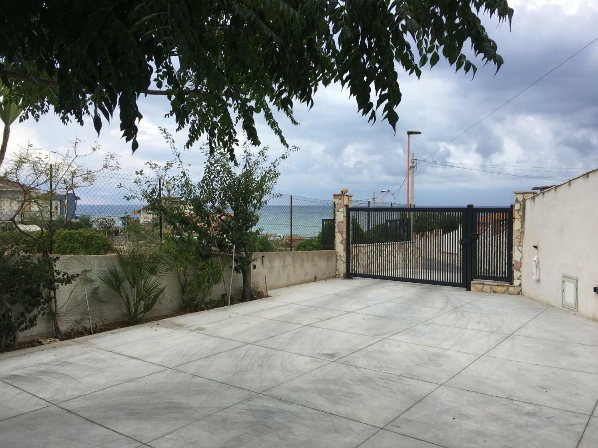 Casa Vacanza Demi อัลกาโมมารีนา ภายนอก รูปภาพ
