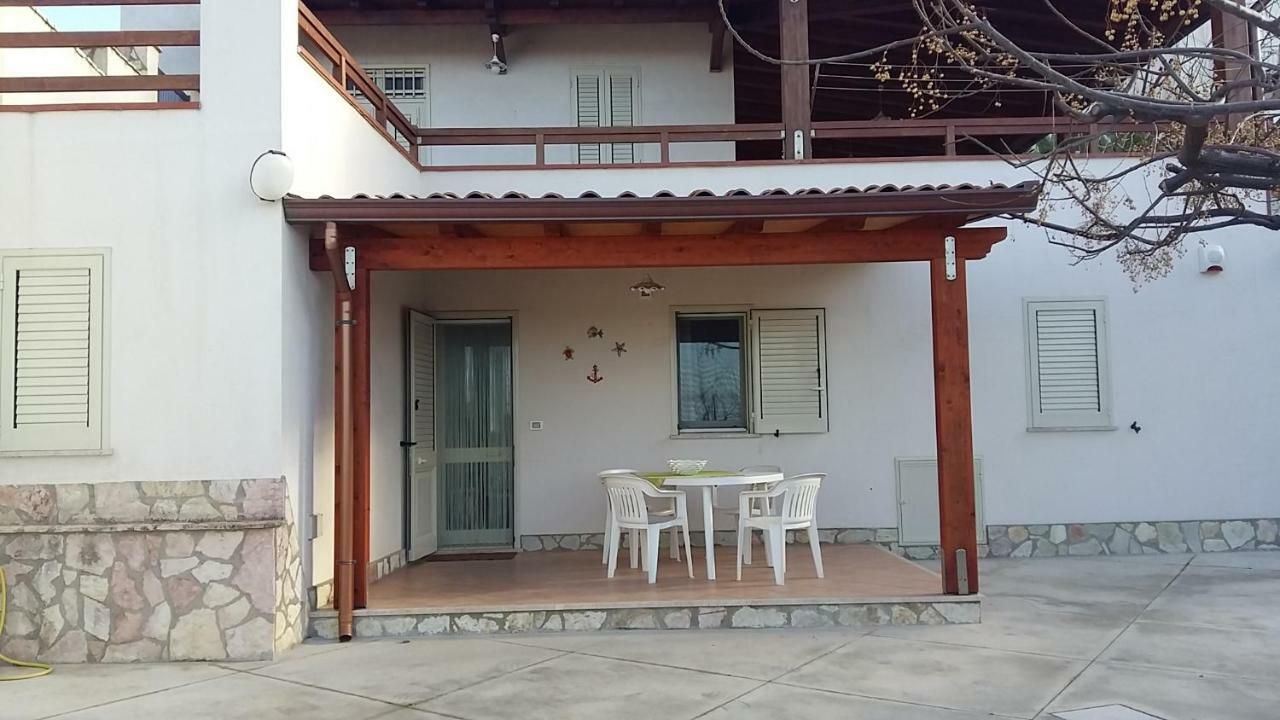 Casa Vacanza Demi อัลกาโมมารีนา ภายนอก รูปภาพ